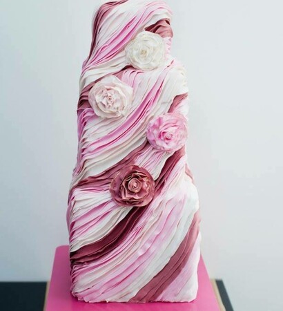 pink, eating and bake
